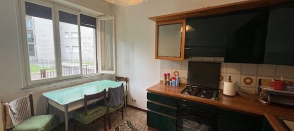 3 bedrooms House in Gallarate, Italy No. 361301 3