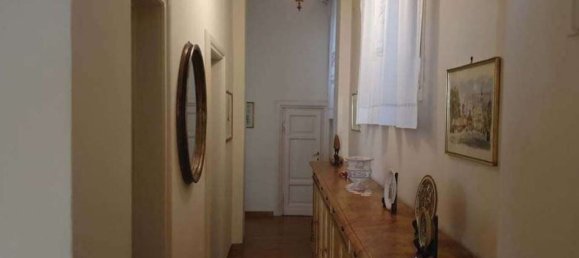 7 rooms Apartment in Florence, Italy No. 194925 19