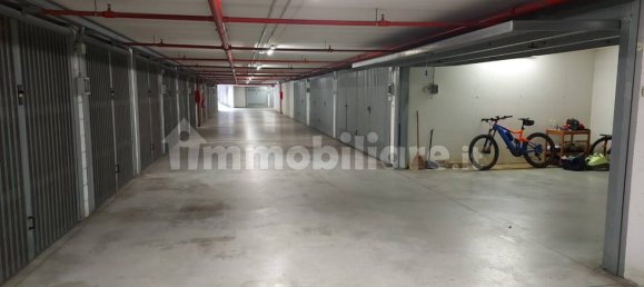 Garage à Genoa, Italy 27m² No. 94620 6