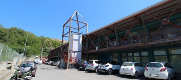 2-Zimmer Gewerbliche Immobilie in San Benedetto del Tronto, Italy, Nr. 176621 9