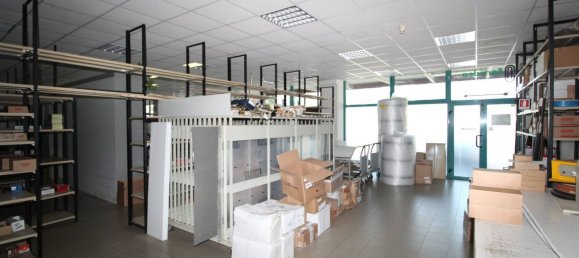 2-Zimmer Gewerbliche Immobilie in San Benedetto del Tronto, Italy, Nr. 176621 5