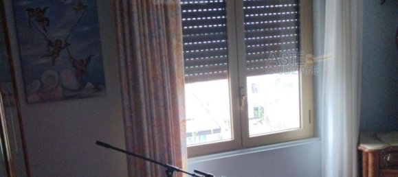 5-salle Appartement à Pianella, Italy No. 238414 6