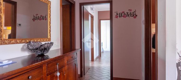 3 Schlafzimmer Wohnung in Gussago, Italy, Nr. 378822 2