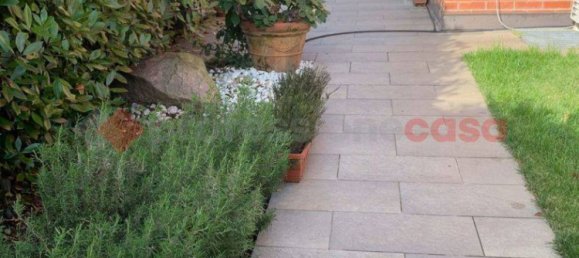 Casa de 4 habitaciónes en Castano Primo, Italy No. 135188 2