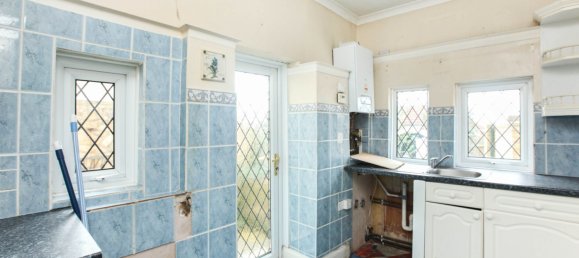 Casa en Torquay, United Kingdom No. 2358 6