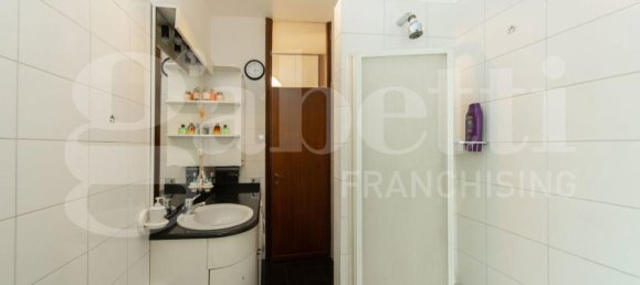 Apartamento de 3 divisões em Monza, Italy N.º 31731 15