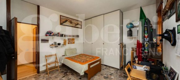 Apartamento de 3 divisões em Monza, Italy N.º 31731 6