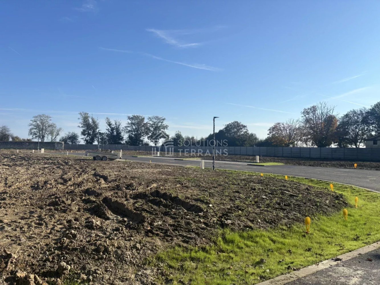 Terreno en Ognes, France No. 228064