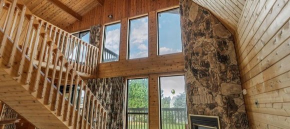 3 bedrooms House in British Columbia, Canada No. 1153 10