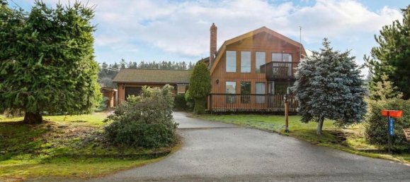 3 bedrooms House in British Columbia, Canada No. 1153 2