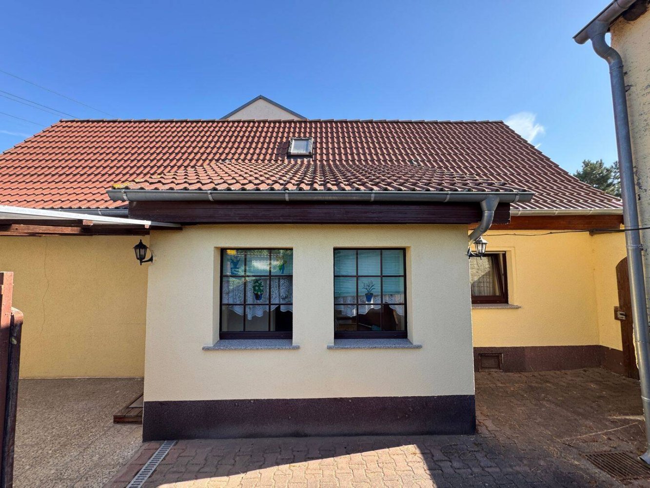 4غرفة منزل في Salzlandkreis, Germany رقم 323642