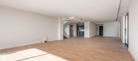 4 bedrooms House in Cascais, Portugal No. 113951 7