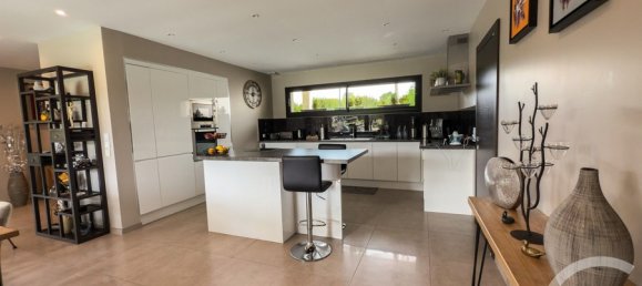 3 bedrooms House in Auberville, France No. 292591 4