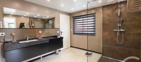 3 bedrooms House in Auberville, France No. 292591 7