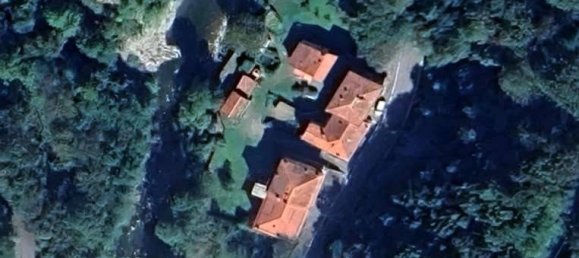 8 bedrooms House in Tornolo, Italy No. 305611 5