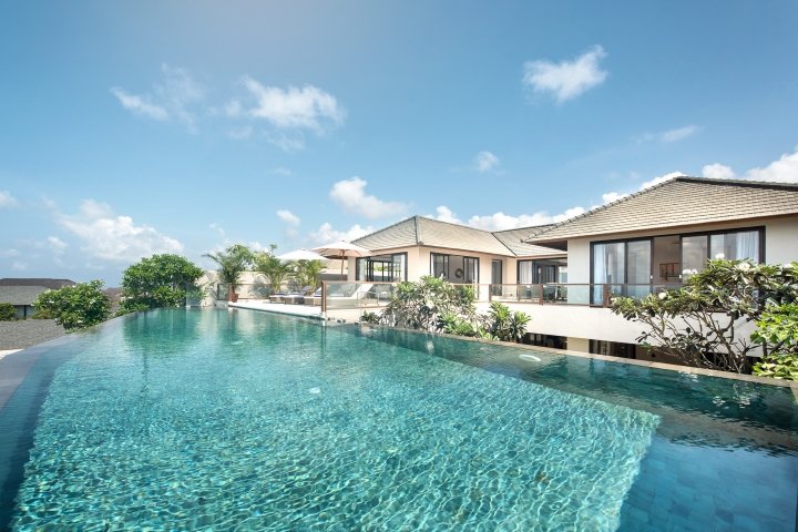 4 Schlafzimmer Villa in South Kuta, Indonesia, Nr. 3044