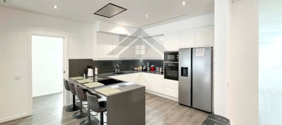 4 bedrooms House in Portimao, Portugal No. 116797 7