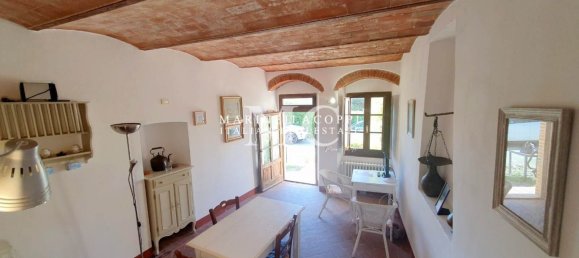 Дом с 30 комнатами в Кастеллина ин Кьянти, Италия № 57598 32