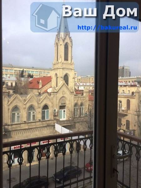 Квартира с 3 спальнями в Баку, Азербайджан № 553