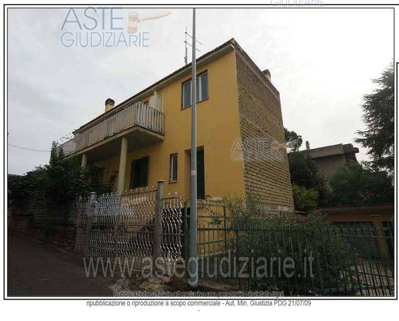 2 Schlafzimmer Wohnung in Rome, Italy, Nr. 11804