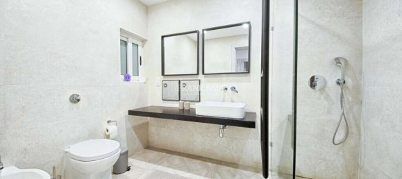 3 غرف نوم شقة في Sliema, Malta رقم 9056 8