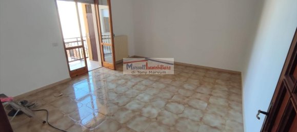6 rooms Apartment in Cassano delle Murge, Italy No. 143169 2