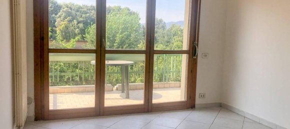 3-Zimmer Wohnung in Massa, Italy, Nr. 72515 5