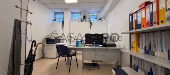 Gewerbliche Immobilie in Corroios, Portugal 123m², Nr. 336837 11