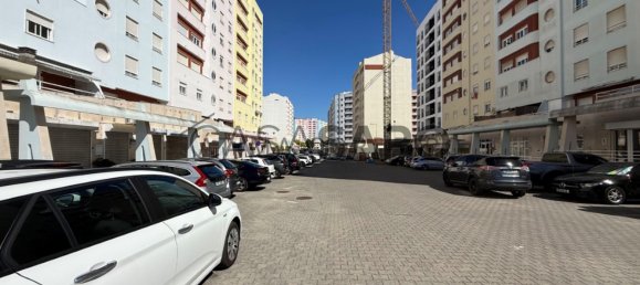 Gewerbliche Immobilie in Corroios, Portugal 123m², Nr. 336837 10