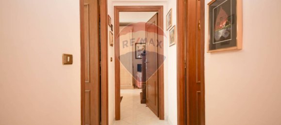 3 bedrooms Apartment in Rome, Italy No. 138883 27