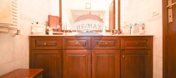 3 bedrooms Apartment in Rome, Italy No. 138883 33