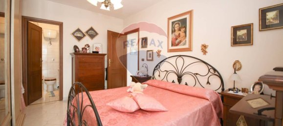 3 bedrooms Apartment in Rome, Italy No. 138883 22