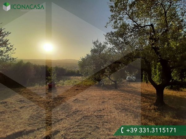 Земельный участок в Монтесильвано, Италия № 20162