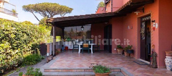 5 bedrooms Villa in Rome, Italy No. 283486 3