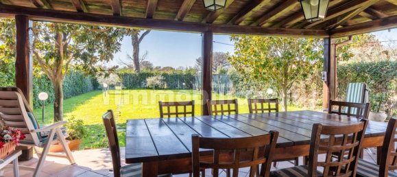 5 bedrooms Villa in Rome, Italy No. 283486 4