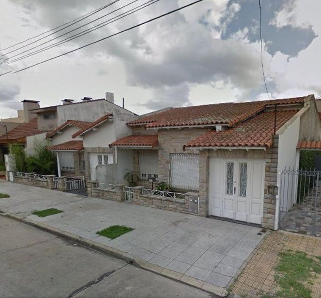 Casa T3 em Bermudez, Argentina N.º 10336
