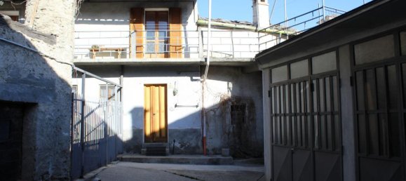 5 rooms Apartment in Brossasco, Italy No. 22279 23
