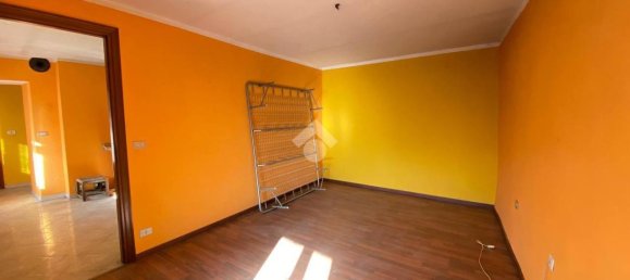 5 rooms Apartment in Brossasco, Italy No. 22279 7