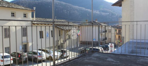 5 rooms Apartment in Brossasco, Italy No. 22279 4