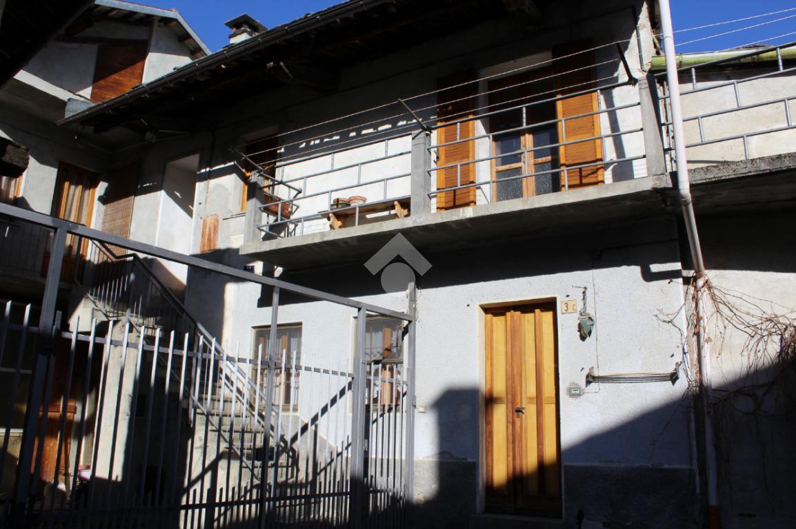 5 rooms Apartment in Brossasco, Italy No. 22279