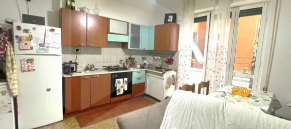 Квартира с 3 комнатами в Рим, Италия № 19981 3