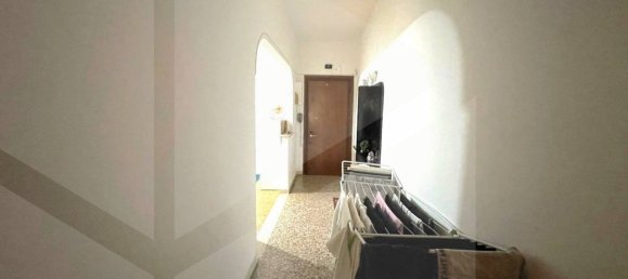 Квартира с 3 комнатами в Рим, Италия № 19981 6