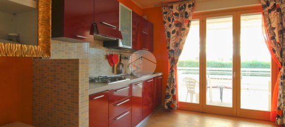 Apartamento T2 em Roseto degli Abruzzi, Italy N.º 371376 6