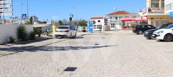 Propriété commerciale à Guia, Portugal 172m² No. 57463 3