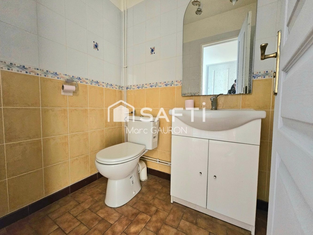 Villa de 3 dormitorios en Muizon, France No. 57293