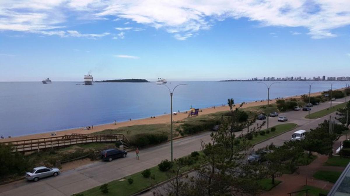 2 bedrooms Apartment in Maldonado, Uruguay No. 4756