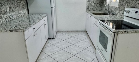 2 bedrooms Duplex for rent in Miami, Miami-Dade, Florida, USA № 614406 7