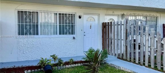 2 bedrooms Duplex for rent in Miami, Miami-Dade, Florida, USA № 614406 2
