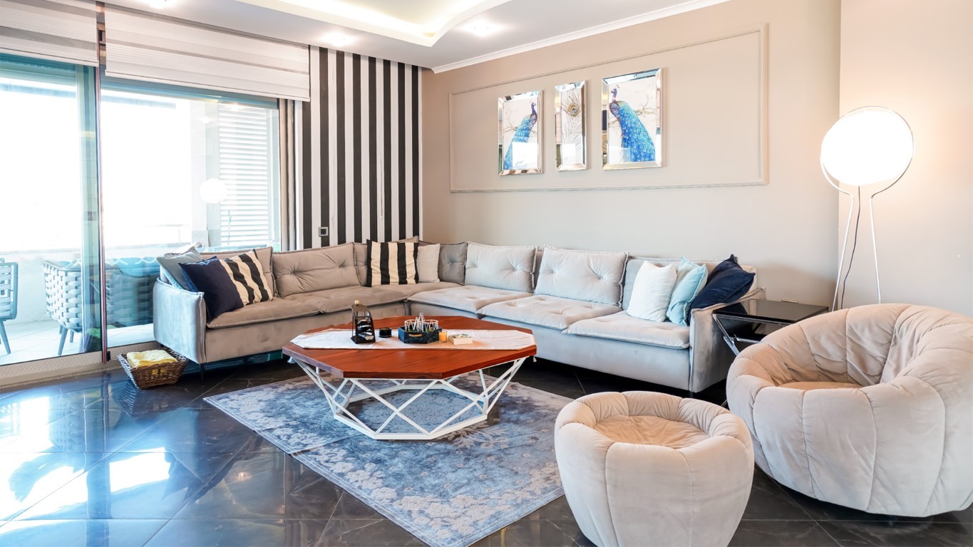 5 rooms Apartment in Oba, Turkey No. 22381