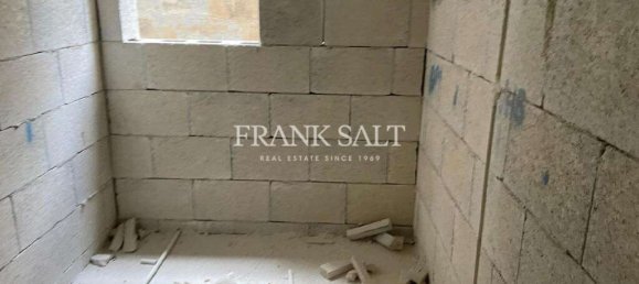 3 bedrooms Apartment in Birkirkara, Malta No. 1550 6